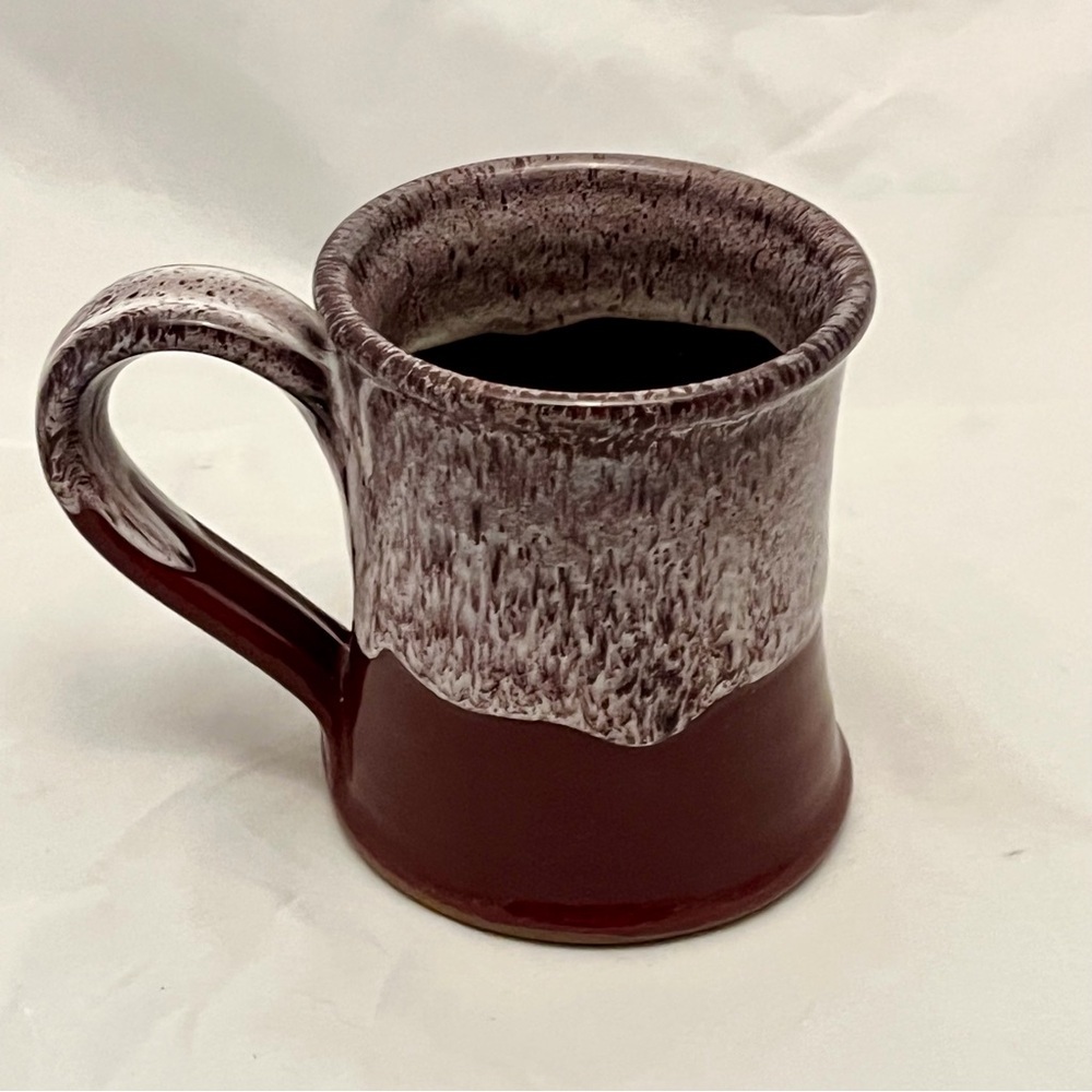 Deneen Pottery Mug, Spring Hill Country Club Burgundy/White Glaze, EUC - Picture 6 of 10